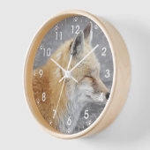 スリーピーレッドキツネ自然写真 壁時計 (傾斜)