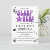 スリープオーバーバースデーパーティーレトロドードルパープル 招待状 (スタンド正面)
