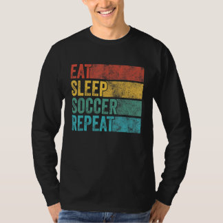 スリープサッカー食べリピートサッカースポーツプレーヤーヴィンタグ Tシャツ
