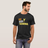 スリープテ食べイコンドーボクシングスポーツ男性の女性 Tシャツ (正面フル)