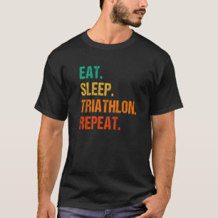スリープ食べトリアスロンランニングリピーター選手のバイシー Tシャツ