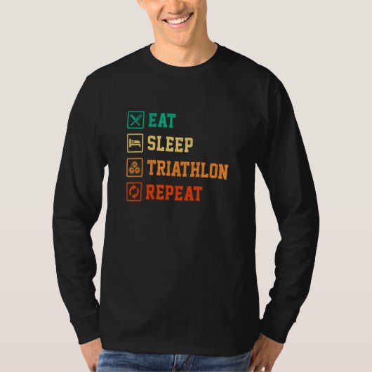 スリープ食べトリアスロンランニングリピーター選手のバイシー Tシャツ (正面)