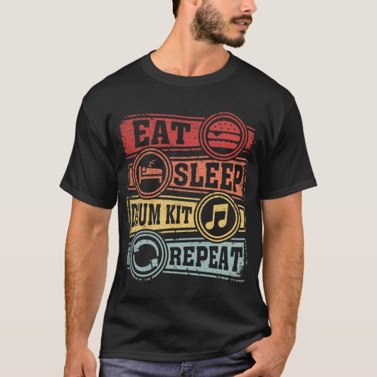 スリープ食べドラムキットのリピート Tシャツ (正面)
