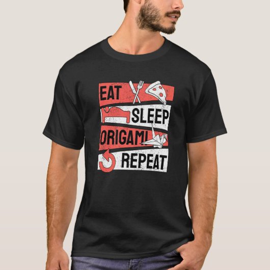 スリープ食べ折り紙リピート紙折り畳み Tシャツ (正面)