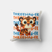 スレネガータイガーボーイ3rd誕生日パーティー クッション (正面)