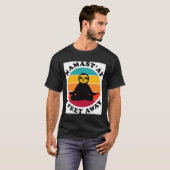スロッスネックゲーターナマストアイ6足 遠くに Tシャツ (正面フル)