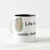 スロッスマグ – 人生は逆さまに良い ツートーンマグカップ (正面左)