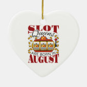 スロットクイーン生まれが誕生日威厳があるギャンブラー セラミックオーナメント (裏面)