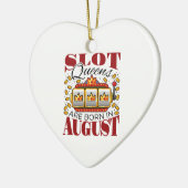 スロットクイーン生まれが誕生日威厳があるギャンブラー セラミックオーナメント (左)