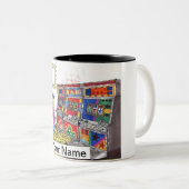 スロットマシン – PrintedPerfectによる女性漫画 ツートーンマグカップ (正面右)