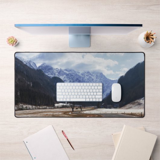スロベニアのローガル渓谷 デスクマット (オフィス1)