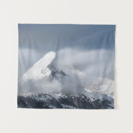 スロベニアの山の上の霧の雲グラントベック タペストリー
