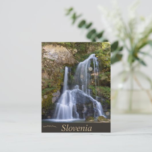 スロベニアの滝はがき ポストカード (スタンド正面)