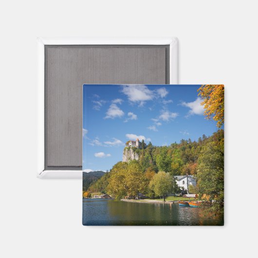 スロベニアの秋の色の木々と湖 マグネット (正面/裏面)