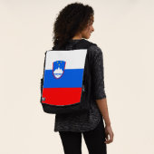 スロベニア国旗 バックパック (着用)