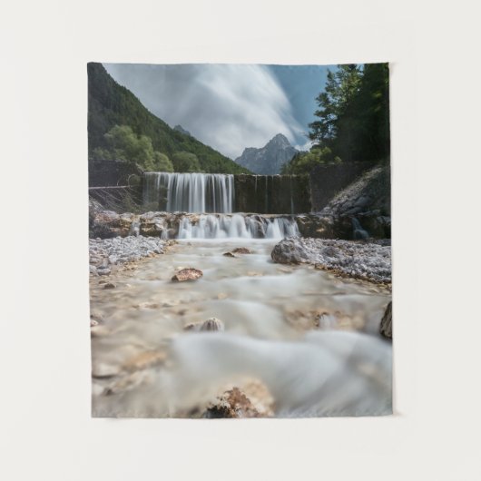 スロベ素晴らしニアのクラニカ渓谷の風景 タペストリー (正面)