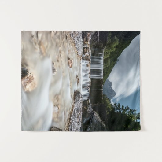 スロベ素晴らしニアのクラニカ渓谷の風景 タペストリー (正面(横))