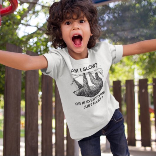 スロースは遅い？ Tシャツ