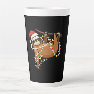 スロース照明クリスマスツリーグラフィックティーTシャツ。 カフェラテマグ