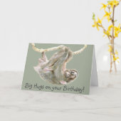 スロース「あなたの誕生日に大きなハグ」 カード (黄色い花)