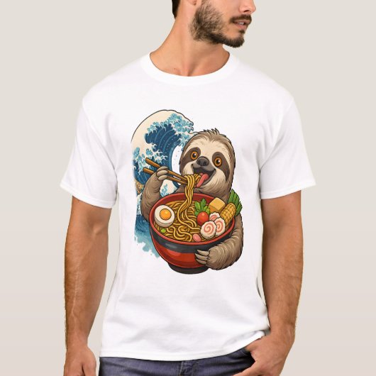 スローッとラーメンを食べるナマケモノ Tシャツ (正面)