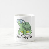 スロー歩くクラブキュートカおもしろいートル コーヒーマグカップ (中央)