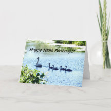 スワンと仔スワンがいる川