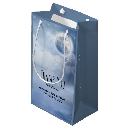 スワンと魔法の青飛んでいるい空ありがとう スモールペーパーバッグ (正面アングル)