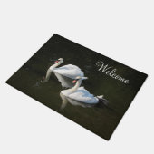 スワンスオンレイクウェルカム ドアマット (アングル)