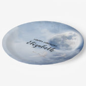 スワンズの美しい青飛んでいるい空誕生日 ペーパープレート (アングル)