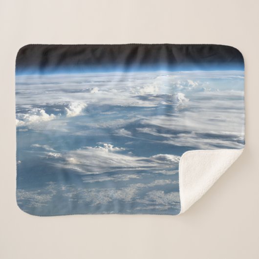 スーダン上空の曇り シェルパブランケット (正面(横))