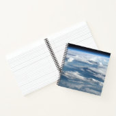 スーダン上空の曇り ノートブック (内部)