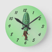 スーツおもしろいを着たピクルヘッドマン ラウンド壁時計 (正面)