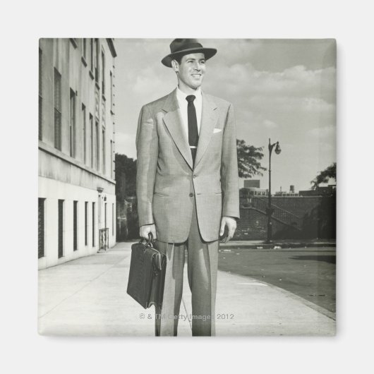 スーツを着た人 マグネット (正面)