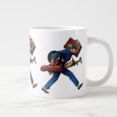 スーツケースとゴルフクラブを持つ、ユニフォームのヴィンテージのベルボーイ ジャンボコーヒーマグカップ (右)