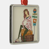 スーツケースに坐る若い女性のポートレート メタルオーナメント (右)