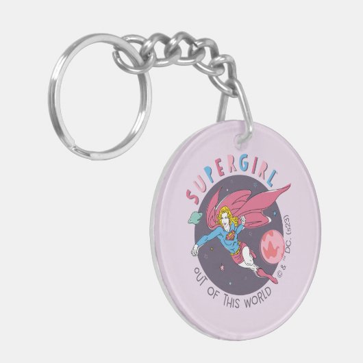 スーパーガールアウトオブザワールドレトログラフィック キーホルダー (正面左)