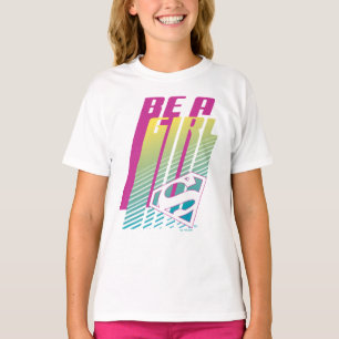 スーパーガールグラフィック「Be a Girl」 Tシャツ