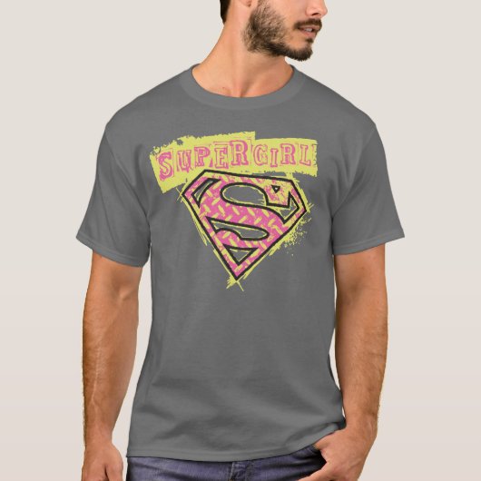 スーパーガールグランジロゴピンク Tシャツ (正面)