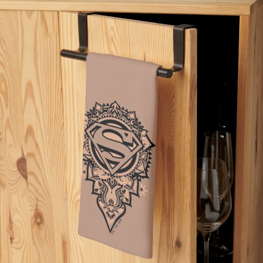 スーパーガールマンダラグラフィック キッチンタオル (三つ折り)