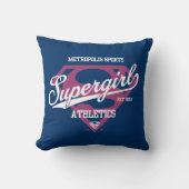 スーパーガールメトロポリススポーツ陸上競技グラフィック クッション (正面)