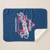 スーパーガールメトロポリススポーツ陸上競技グラフィック シェルパブランケット (正面(横))