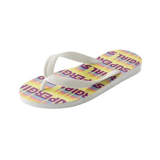 スーパーガールレトロカラーシフトグラフィック キッズビーチサンダル (アングル)