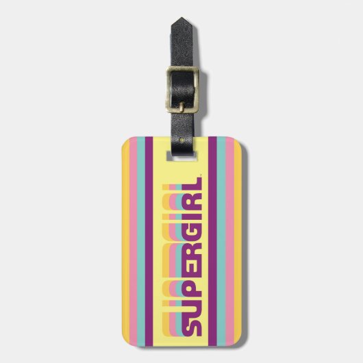 スーパーガールレトロカラーシフトグラフィック ラゲッジタグ (正面縦)
