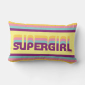 スーパーガールレトロカラーシフトグラフィック ランバークッション (裏面)