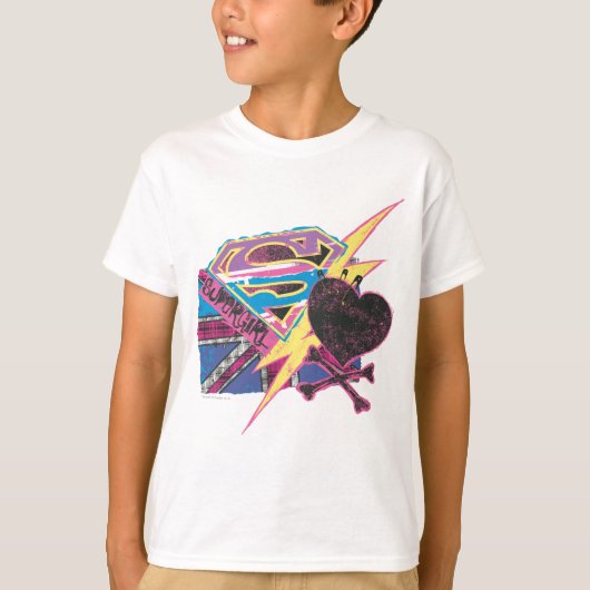 スーパーガール国旗とクロスボーン Tシャツ (正面)