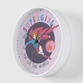 スーパーガール飛んでいるアップターイラストレーション 壁時計 (傾斜)