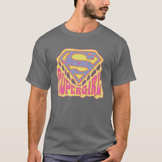スーパーガールGroovyロゴ Tシャツ (正面)