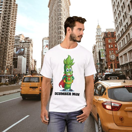 スーパーヒーロおもしろいーキュウリ漬け男 Tシャツ