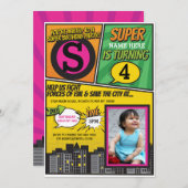 スーパーヒーローのピンクの女の子の招待状の英雄の招待 招待状 (正面/裏面)
